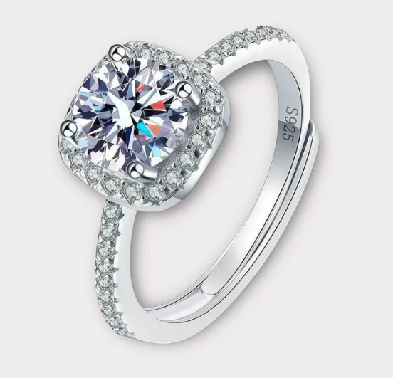The Halo Ring - Square Cut