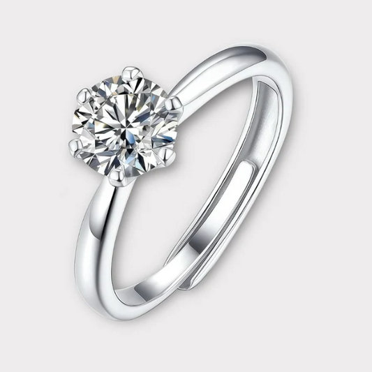 The Essential Solitaire – 1ct
